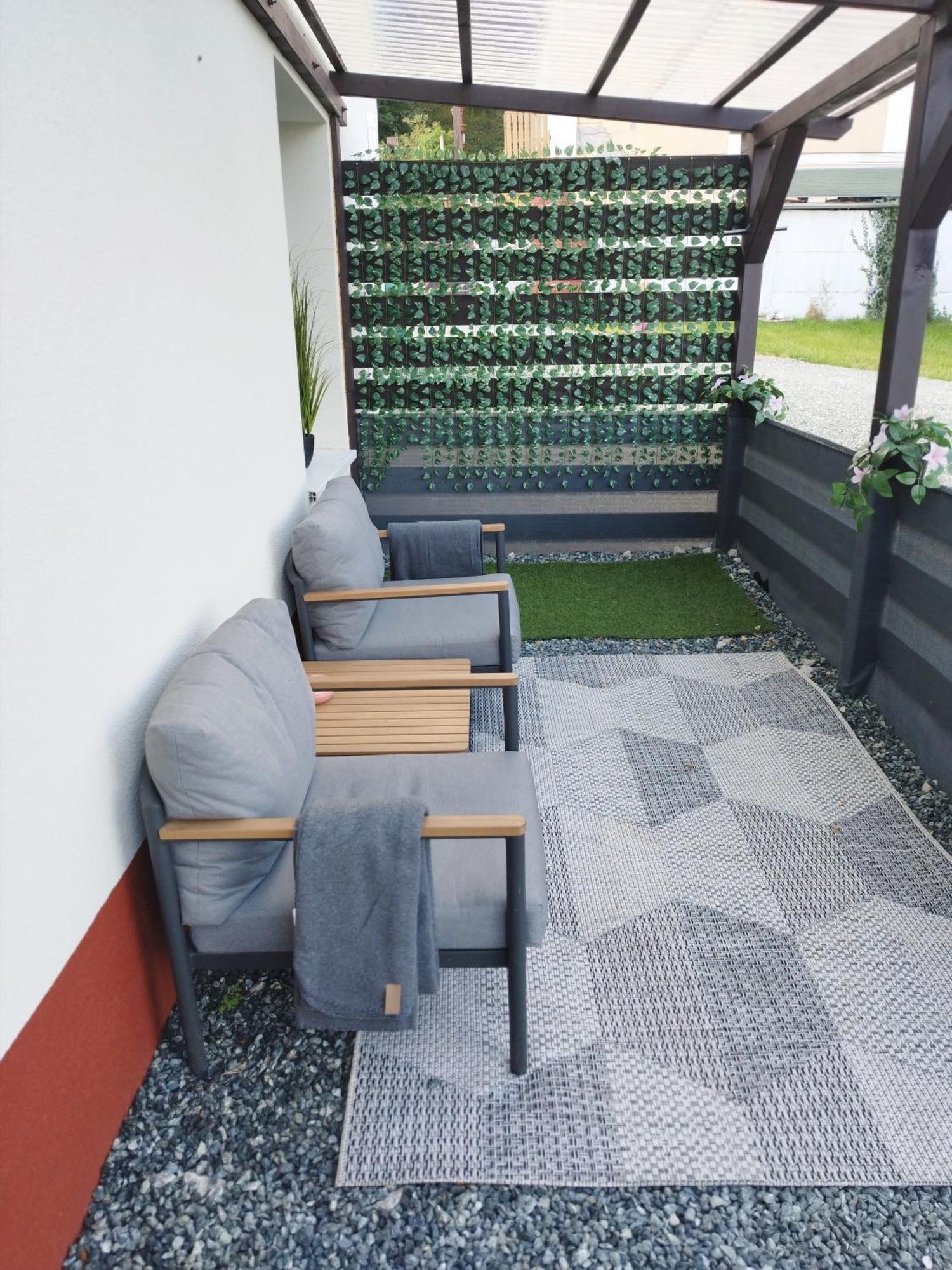 Holling Apartman Fertoboz Ngoại thất bức ảnh